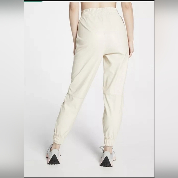 Calia by Carrie Underwood Faux Leather High Rise Jogger Cream Women's Large NWOT - Picture 5 of 16